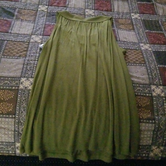 Top - Picture 3 of 3